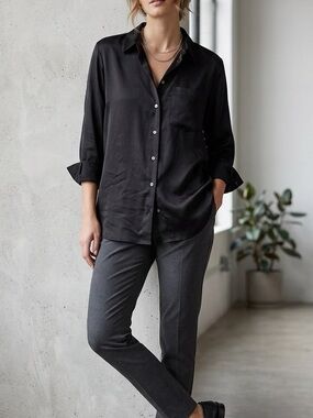 NWT Gap Boyfriend Shirt Satin Button Down Shirt Size P (XS)